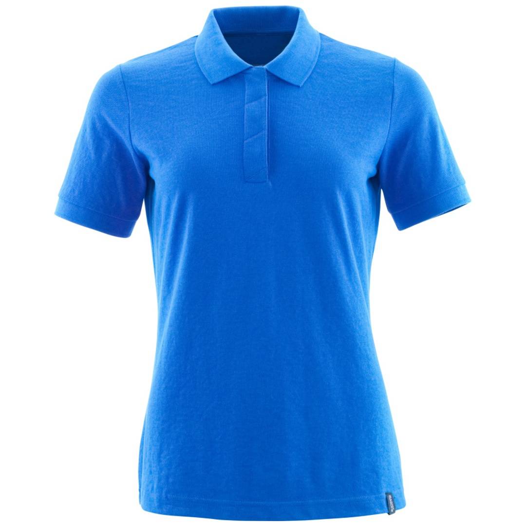 Helles blaues kurzärmeliges Poloshirt isoliert auf weißem Hintergrund.