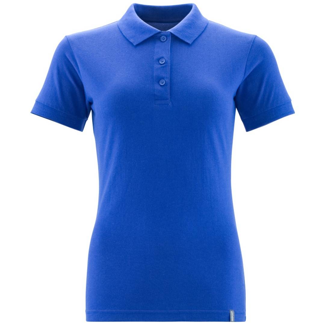 Blaues Poloshirt mit kurzen Ärmeln und Knopfleiste, Vorderansicht auf einfachem weißem Hintergrund.