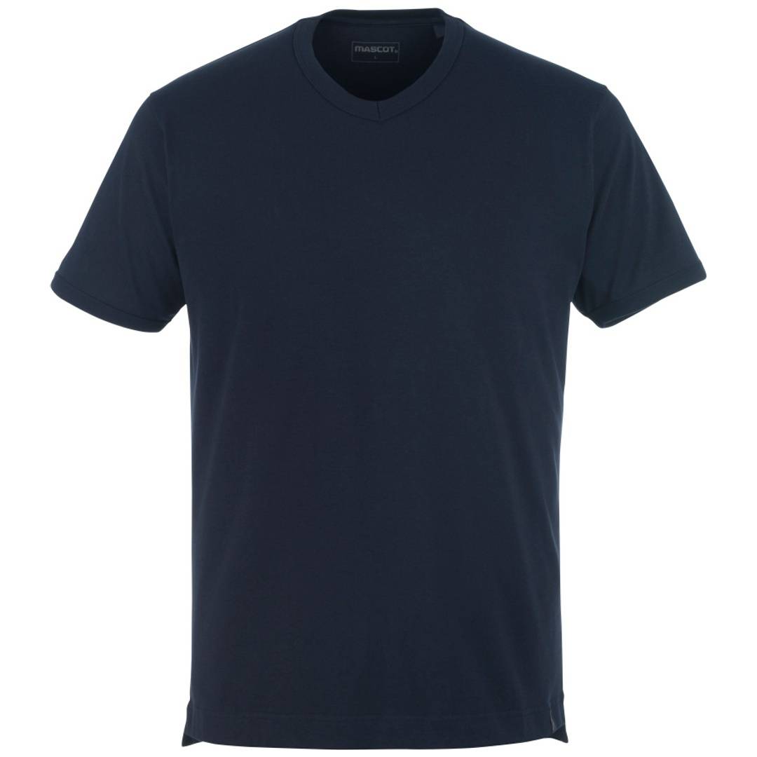 Marineblaues V-Ausschnitt-T-Shirt auf einfachem weißem Hintergrund.