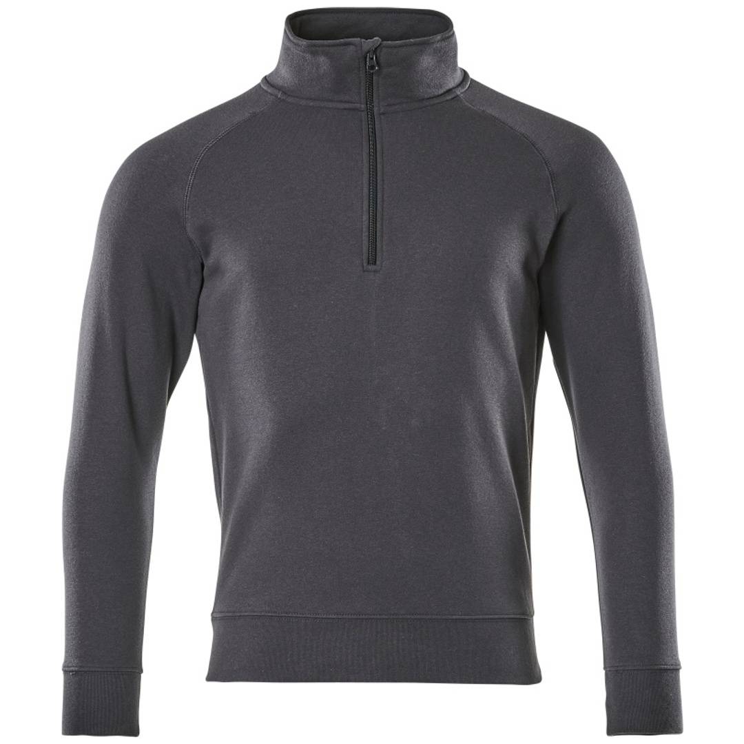 Dunkelgrauer Pullover mit langen Ärmeln, Stehkragen und kurzem Frontreißverschluss, flach gegen weißem Hintergrund präsentiert.