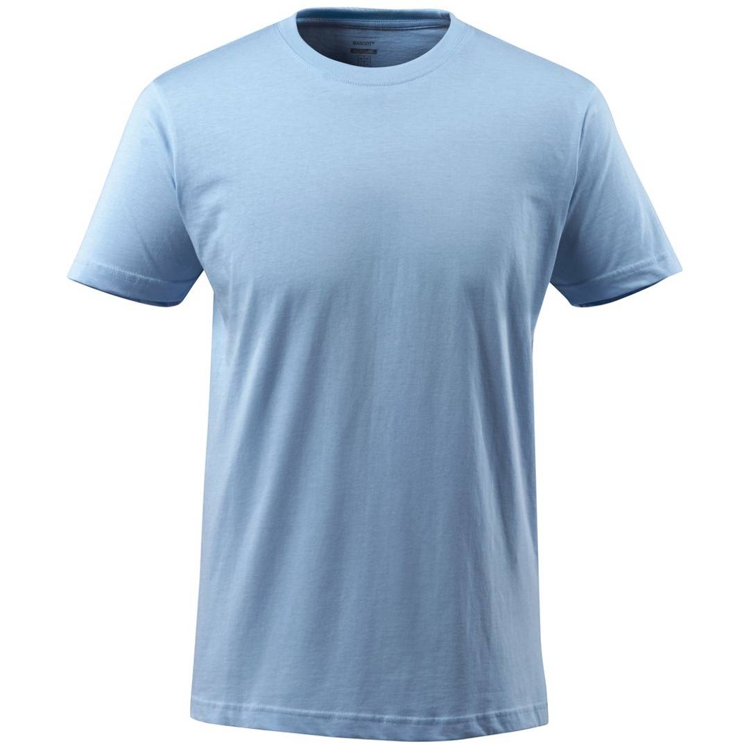 Hellblaues Kurzarm-T-Shirt mit Rundhalsausschnitt auf einfachem weißem Hintergrund.