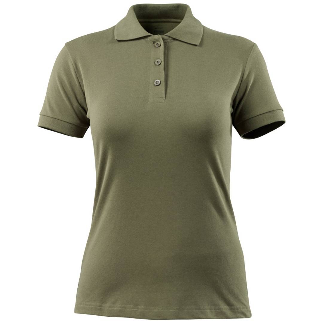 Olivgrünes Kurzarm-Poloshirt mit Dreikopf-Knopfleiste, Vorderansicht auf weißem Hintergrund gezeigt.
