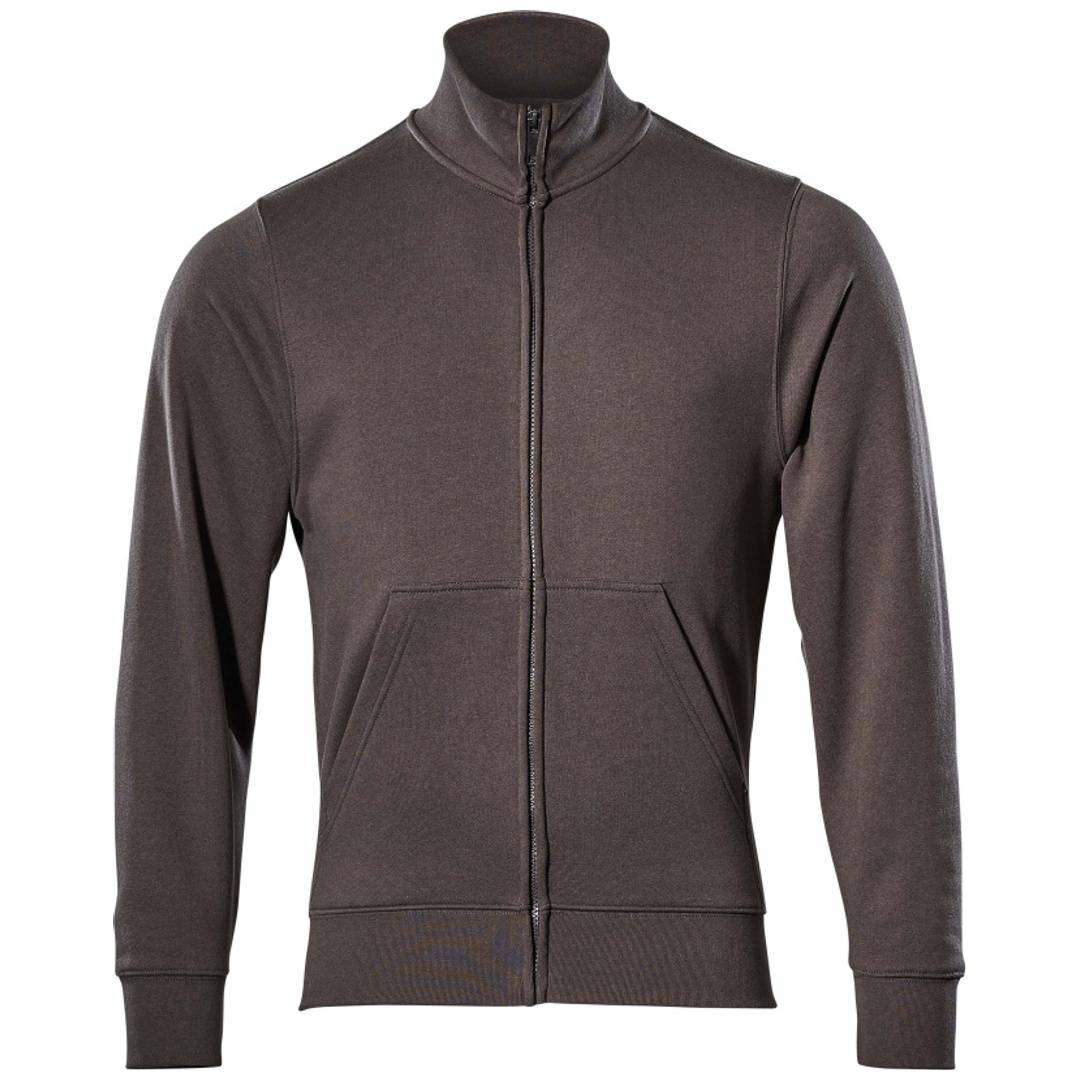 Braune Übergangsjacke mit Stehkragen, langen Ärmeln und vorderen Taschen, auf weißem Hintergrund präsentiert.