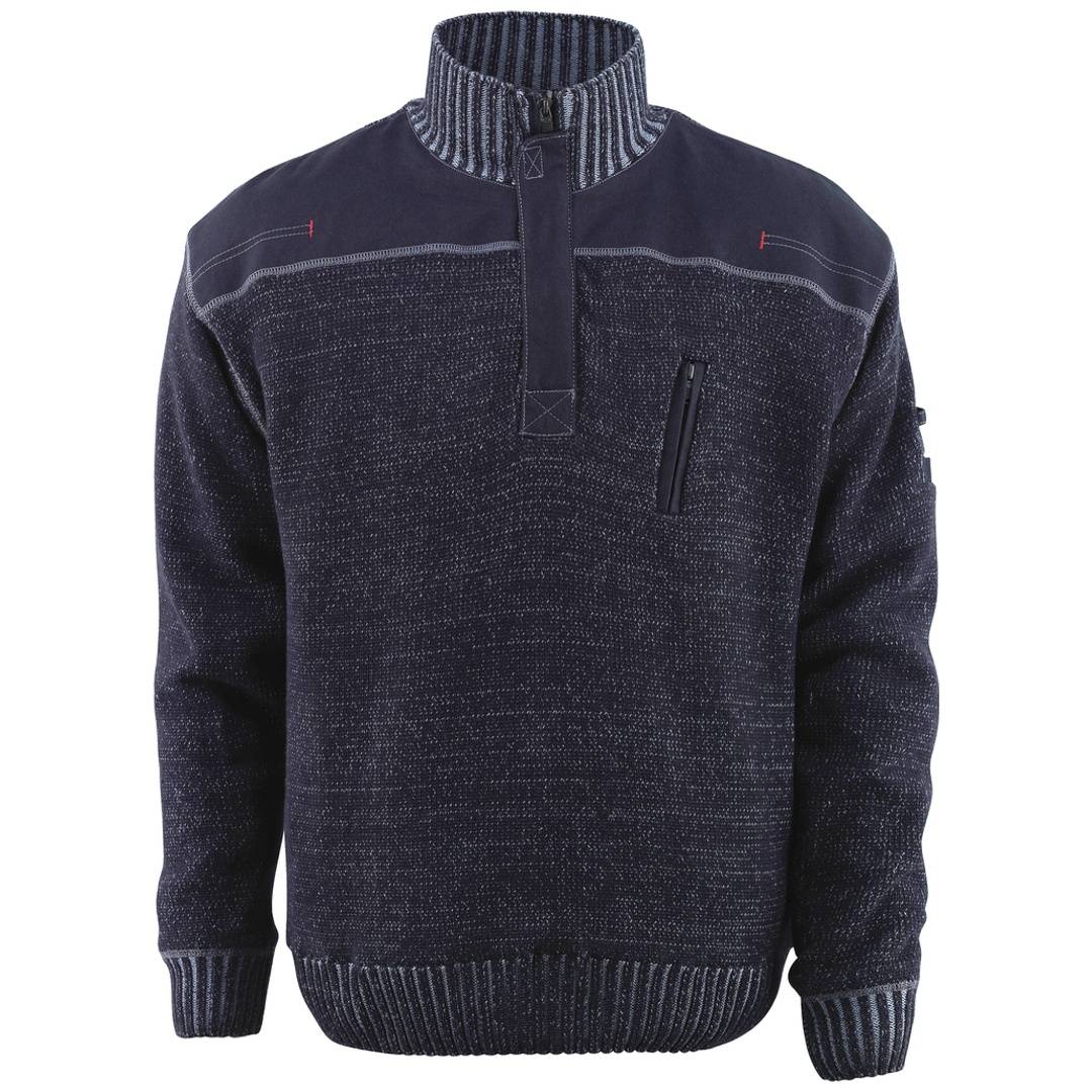 Dunkelblauer gestrickter Pullover mit hochstehendem Rippenkragen, Halbreißverschluss vorne und Brusttasche, isoliert auf weißem Hintergrund dargestellt.