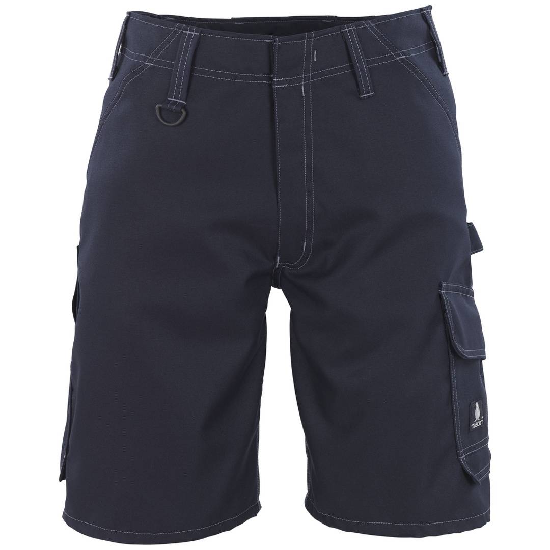 Schwarze Cargo-Shorts mit mehreren Taschen, Gürtelschlaufen und weißen Kontrastnähten auf einfachem weißem Hintergrund.