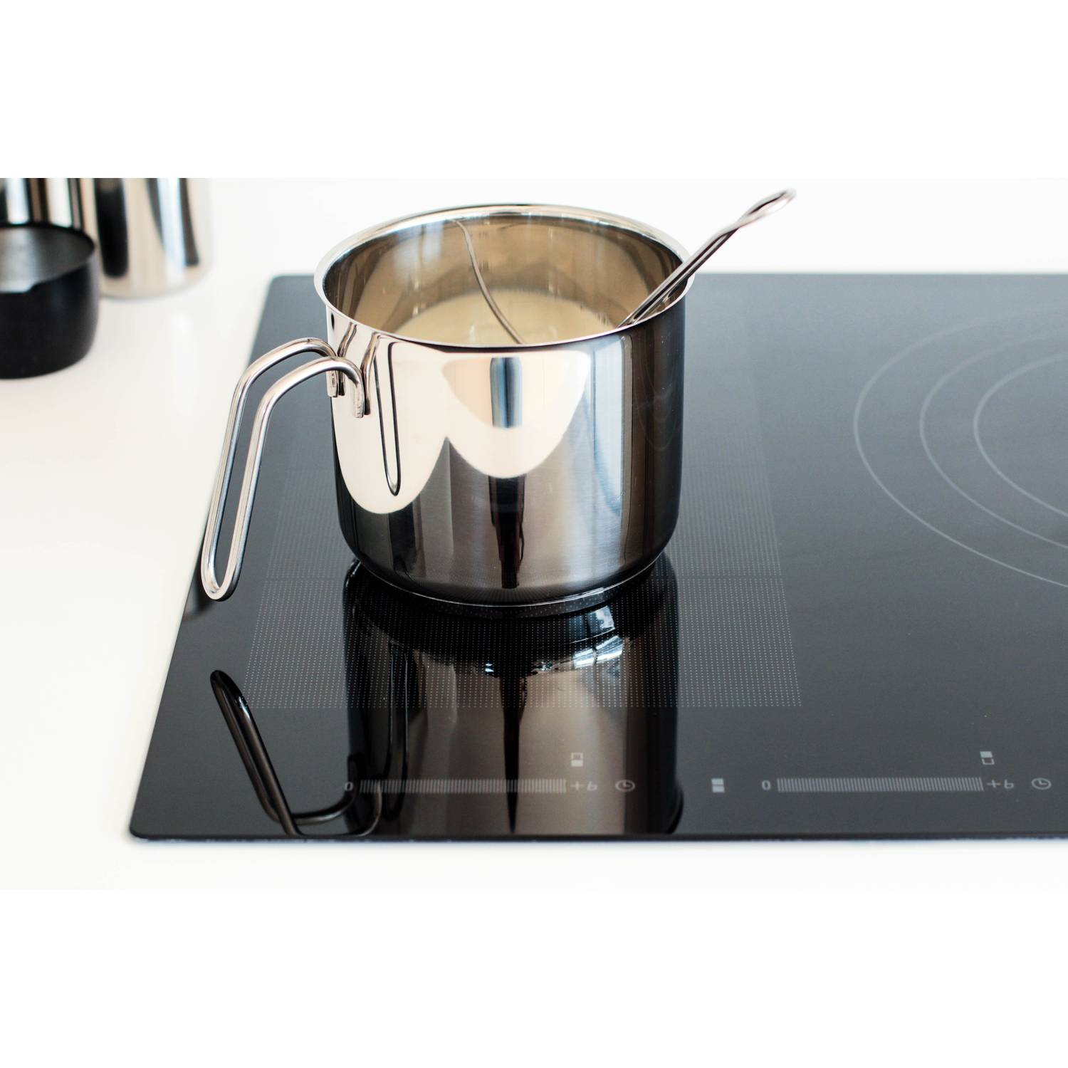 Mäser 810018 Varuna Milchtopf, Ø 14 cm, 1,75 Liter mit Literskala innen, Edelstahl 18/10, silber