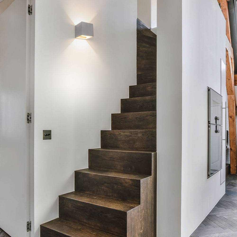 Wandlampe Innen Modern Flur Up and Down Lampe Beton Wandleuchte Treppenhaus Innen, Würfel Form mit Lichteffekt, 1x G9, LxBxH 11,5 x 11,5 x 11,5 cm