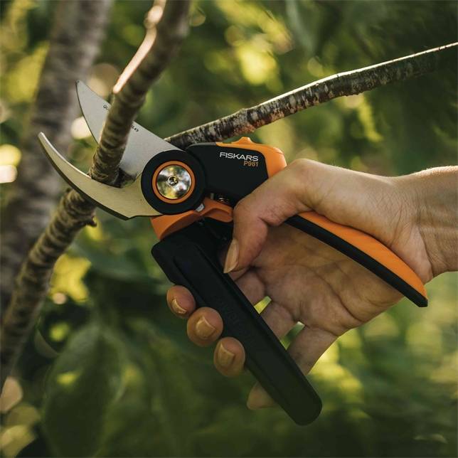 Fiskars 1057175 Bypass-Gartenschere L, X-series PowerGear