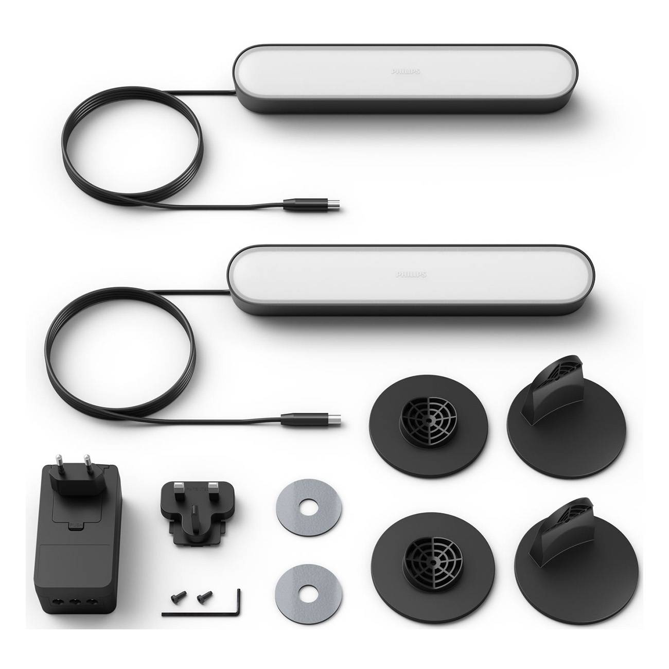 Zwei silberne LED-Leuchtstäbe mit Kabeln und Steckern, gezeigt mit Stromadapter, Befestigungsscheiben, Clips, Schrauben und Haken auf weißem Hintergrund.