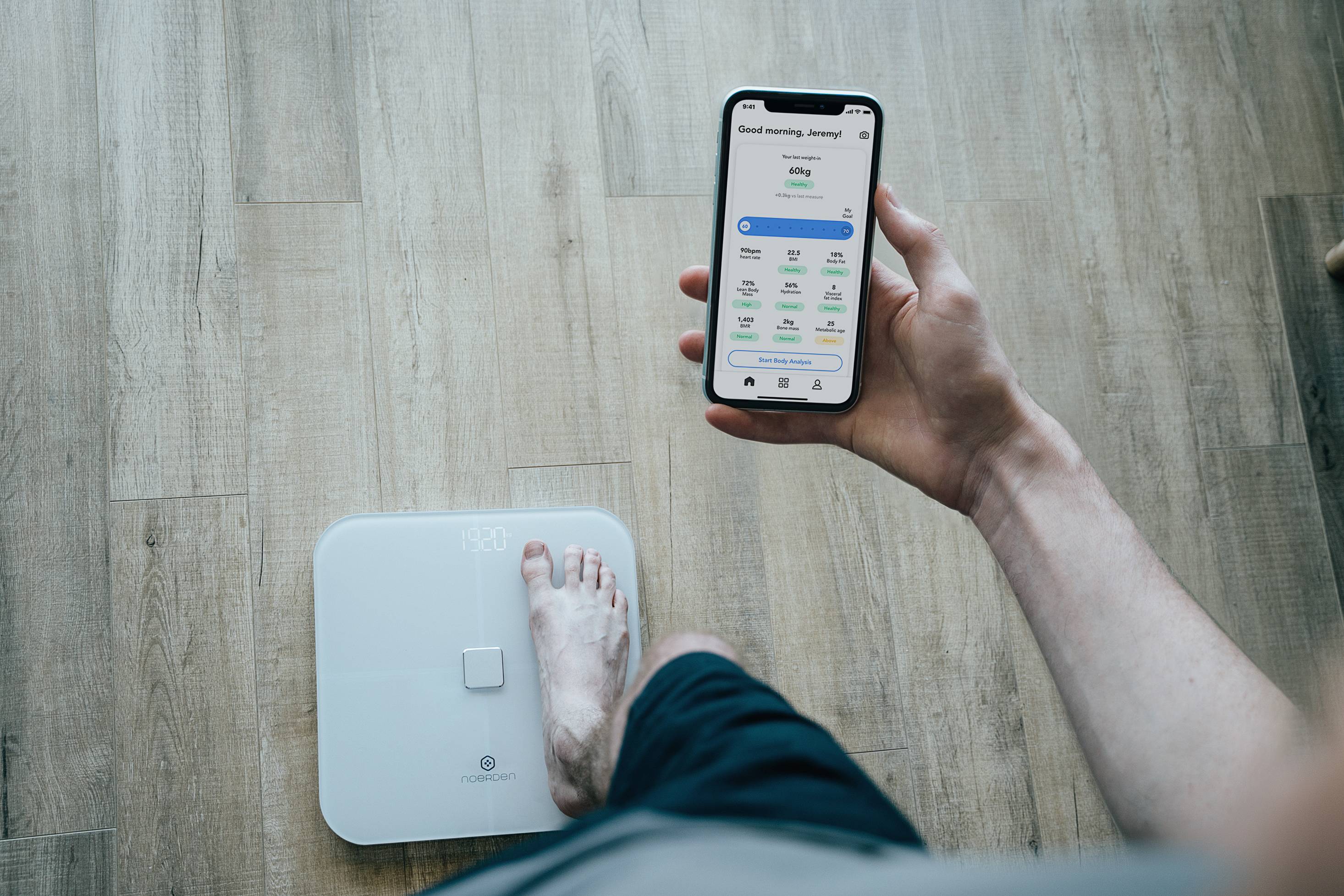 NOERDEN MINIMI Smarte Personenwaage mit App Bluetooth Körperanalyse 9 Werte Gewicht BMI BMR Fettmasse usw weiss