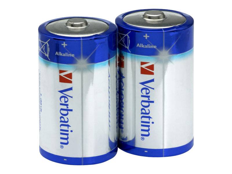Zwei aufrecht nebeneinander stehende blau-silberne Verbatim-Alkalibatterien.
