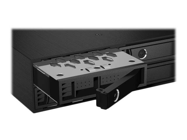 Ein schwarzes elektronisches Gerät mit einem vorderen, ausziehbaren Metallfach oder Gestell, das teilweise aus dem vorderen Bedienfeld herausgezogen ist.
