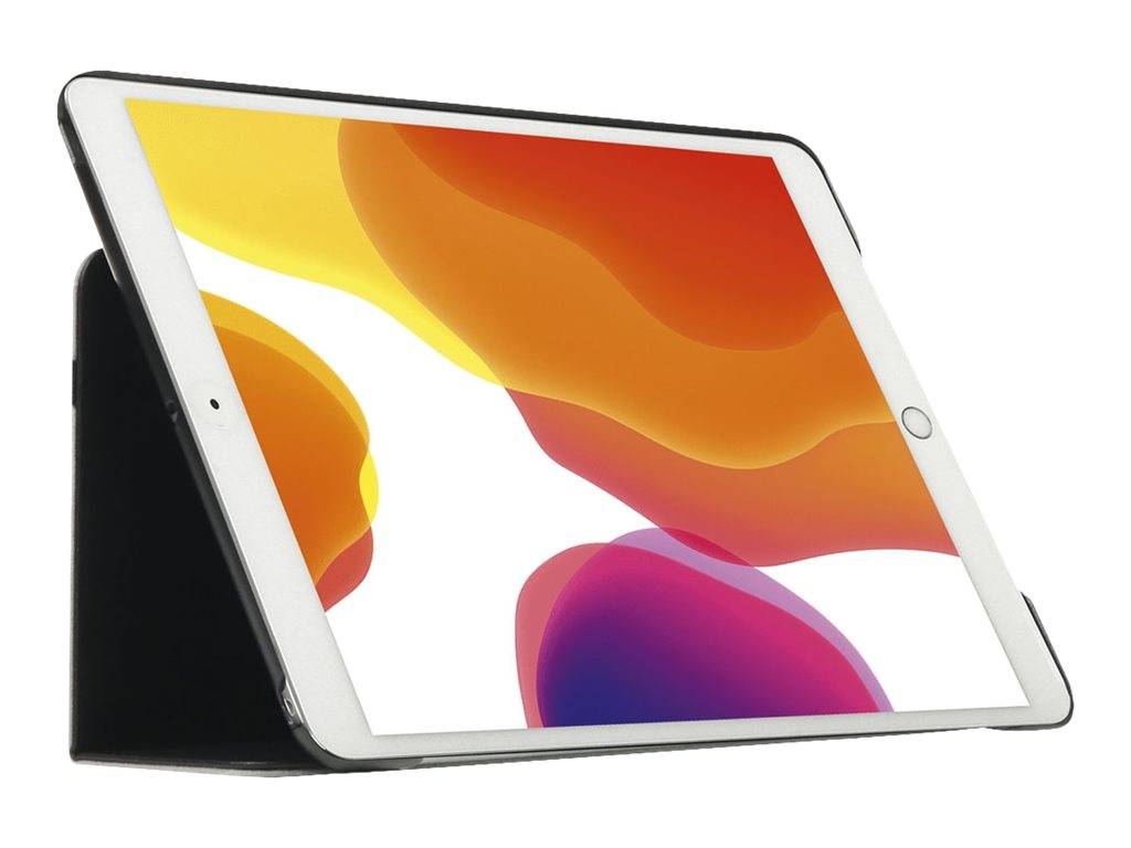 Ein Tablet in einem schwarzen Folieetui, schräg angewinkelt dargestellt, mit hellem, abstraktem orange-, gelb- und violettfarbenem Bildschirm.