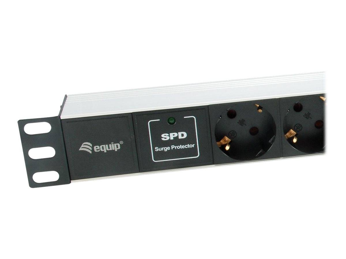 Steckdosenleiste zur Rackbefestigung mit zwei europäischen Steckdosen und Frontbezeichnung „SPD Surge Protector