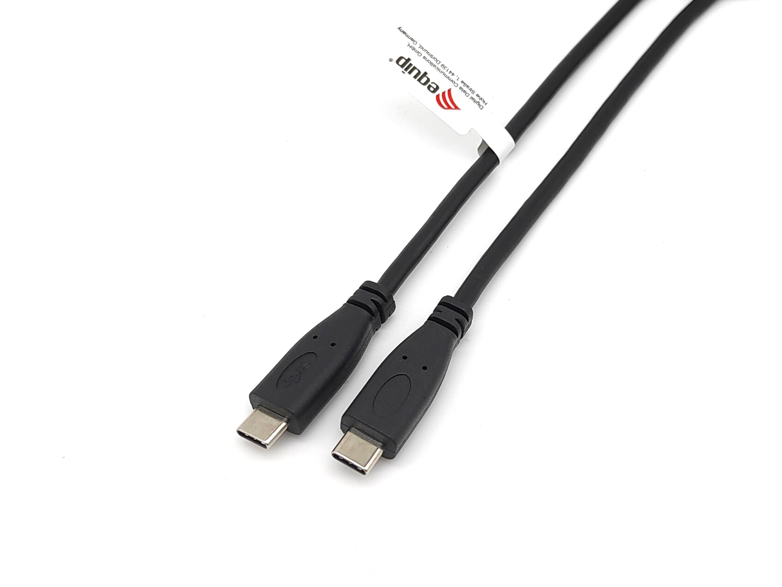 Zwei schwarze USB-C-Kabelstecker auf weißem Hintergrund, mit einem kleinen Produktetikett angebracht.