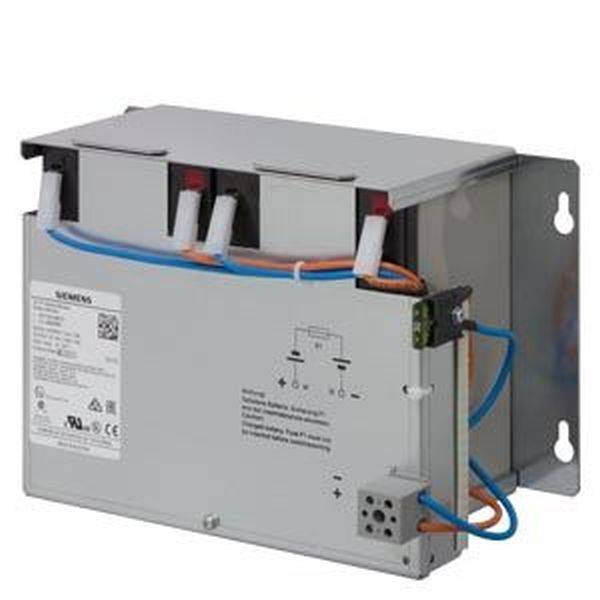 Wandmontierte Siemens-Elektroverteilerschrank mit sichtbarer Verdrahtung und Klemmenverbindungen.