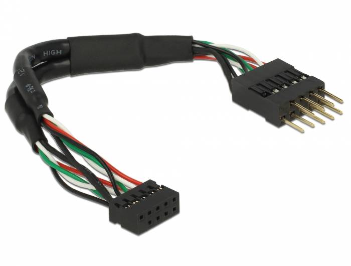 Schwarzes Adapterkabel mit zwei Anschlüssen: eine 10-polige Buchse an einem Ende und eine 2x5-polige Stiftleiste am anderen Ende.
