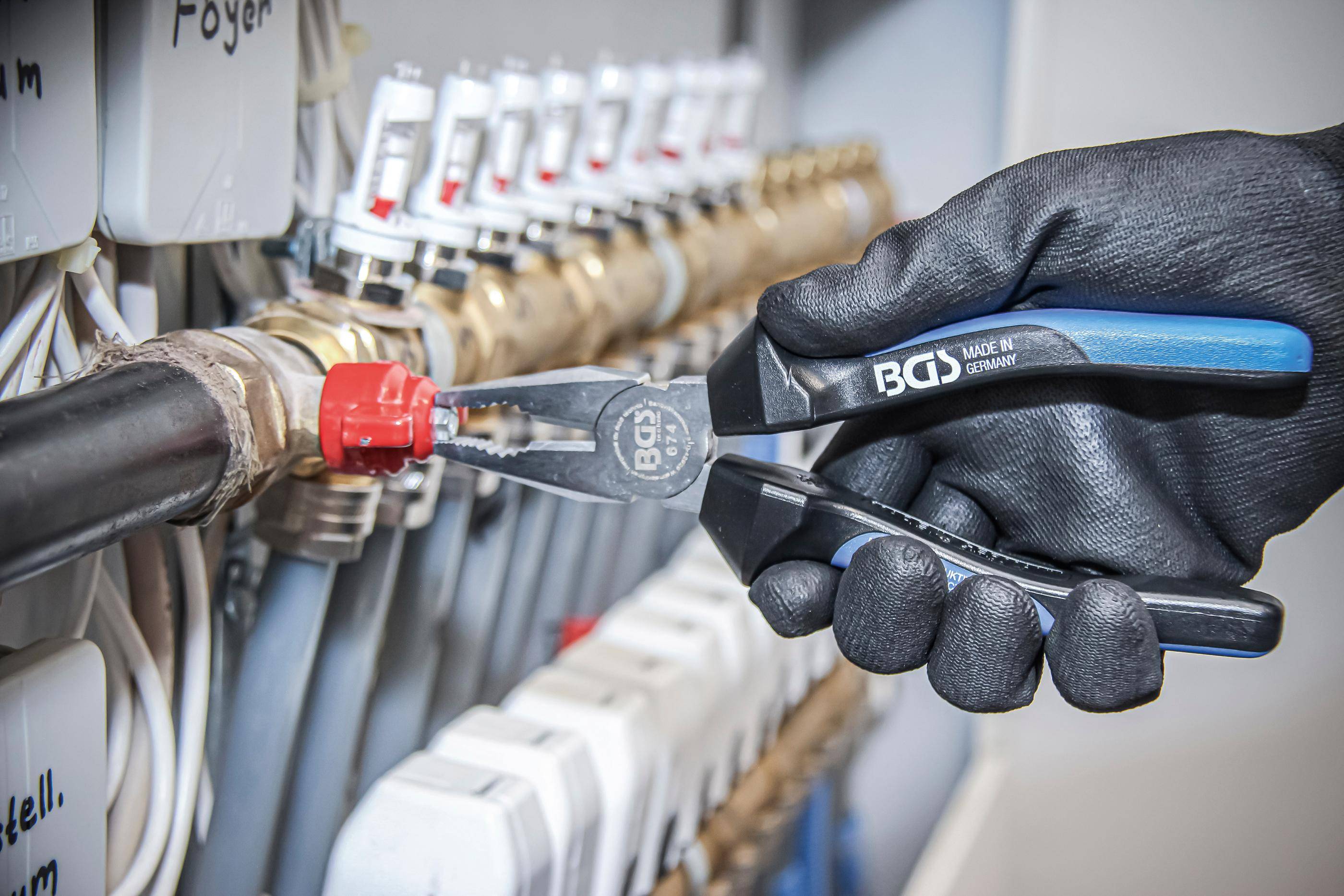 BGS Kombizange | mit Facette und Schneider | 180 mm