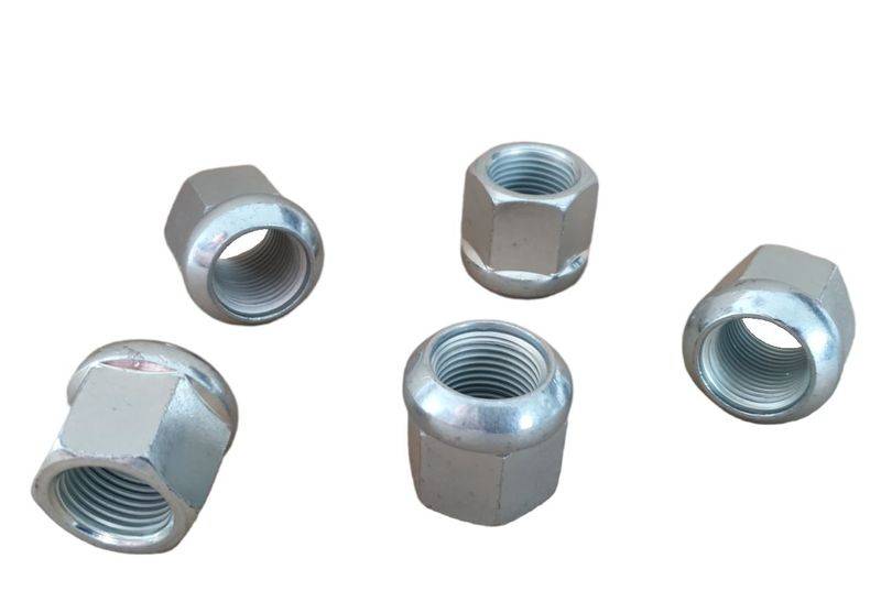 24 Kugelbundmuttern - Radmuttern - Radmutter M22 x 1,5 - DIN 74361-8 A - verzinkt