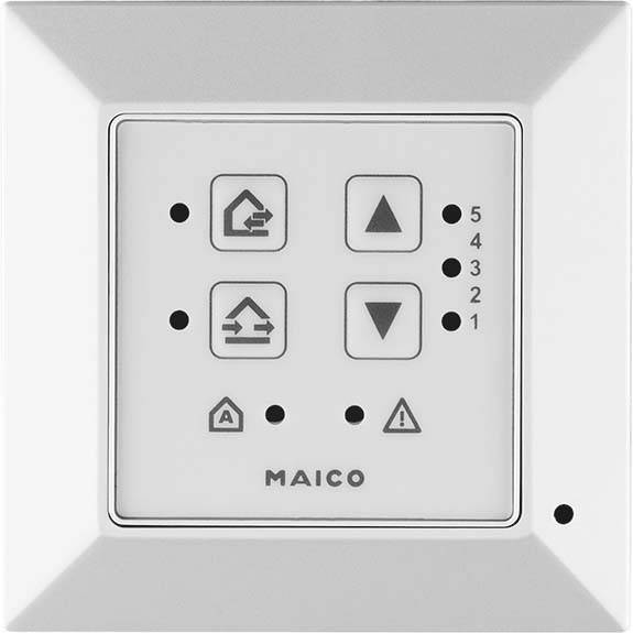 Ein quadratisches weißes Bedienfeld mit vier Tasten zur Einstellung der Lüftergeschwindigkeit und des Betriebsmodus. Ausgestattet mit Pfeiltasten nach oben/unten und einem Netzschaltersymbol.