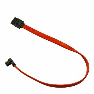 Rotes SATA-Datenkabel mit schwarzen Steckern an beiden Enden, gezeigt auf weißem Hintergrund.