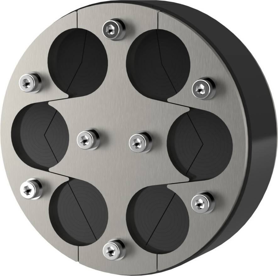 Eine runde Metallkabeleinführungsplatte mit sechs Löchern, von denen jedes durch eine Schraube gesichert ist, entwickelt zur Organisation und zum Schutz von Kabeln.