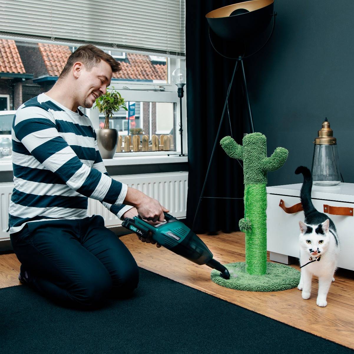 Akku -Handstaubsauger/Handstaubsauger – VPower 20 V – 0,5 L Auffangbehälter - Inkl. 1x 2.0Ah Akku, Ladegerät, 3 Düsen und Verlängerungstück