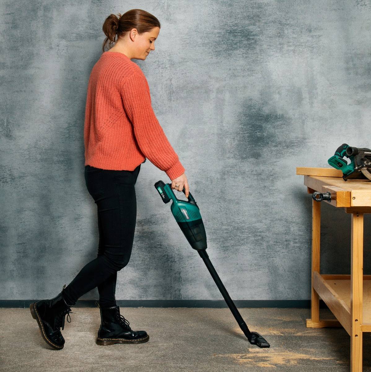 Akku -Handstaubsauger/Handstaubsauger – VPower 20 V – 0,5 L Auffangbehälter - Inkl. 1x 2.0Ah Akku, Ladegerät, 3 Düsen und Verlängerungstück