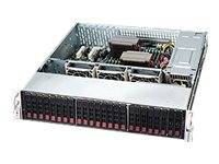 Offenes Server-Rack-Gehäuse mit sichtbaren internen Komponenten und einer Frontplatte mit Festplattenschächten/Anzeigelichtern.