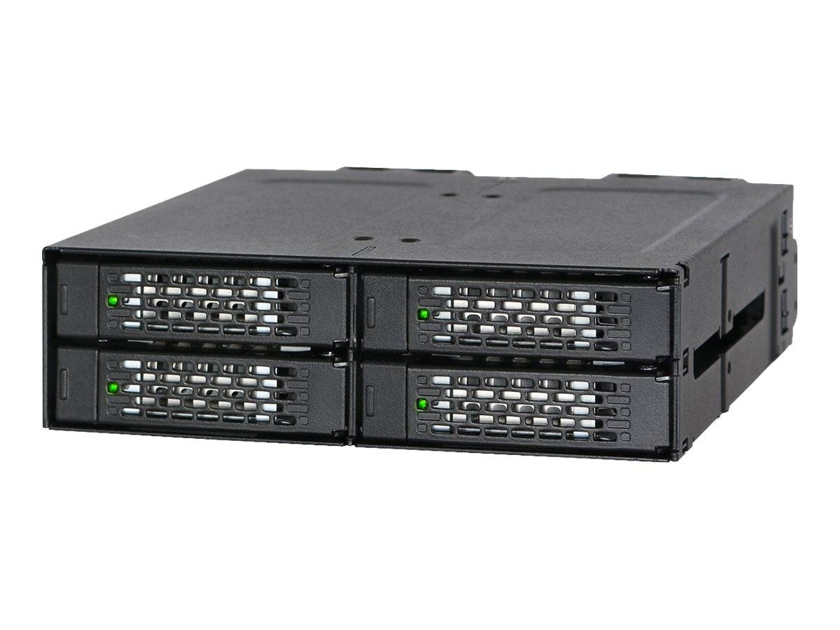 Vorderansicht eines schwarzen Rackmount-Speicherservers mit vier austauschbaren Festplattenschächten und Statusleuchten auf weißem Hintergrund