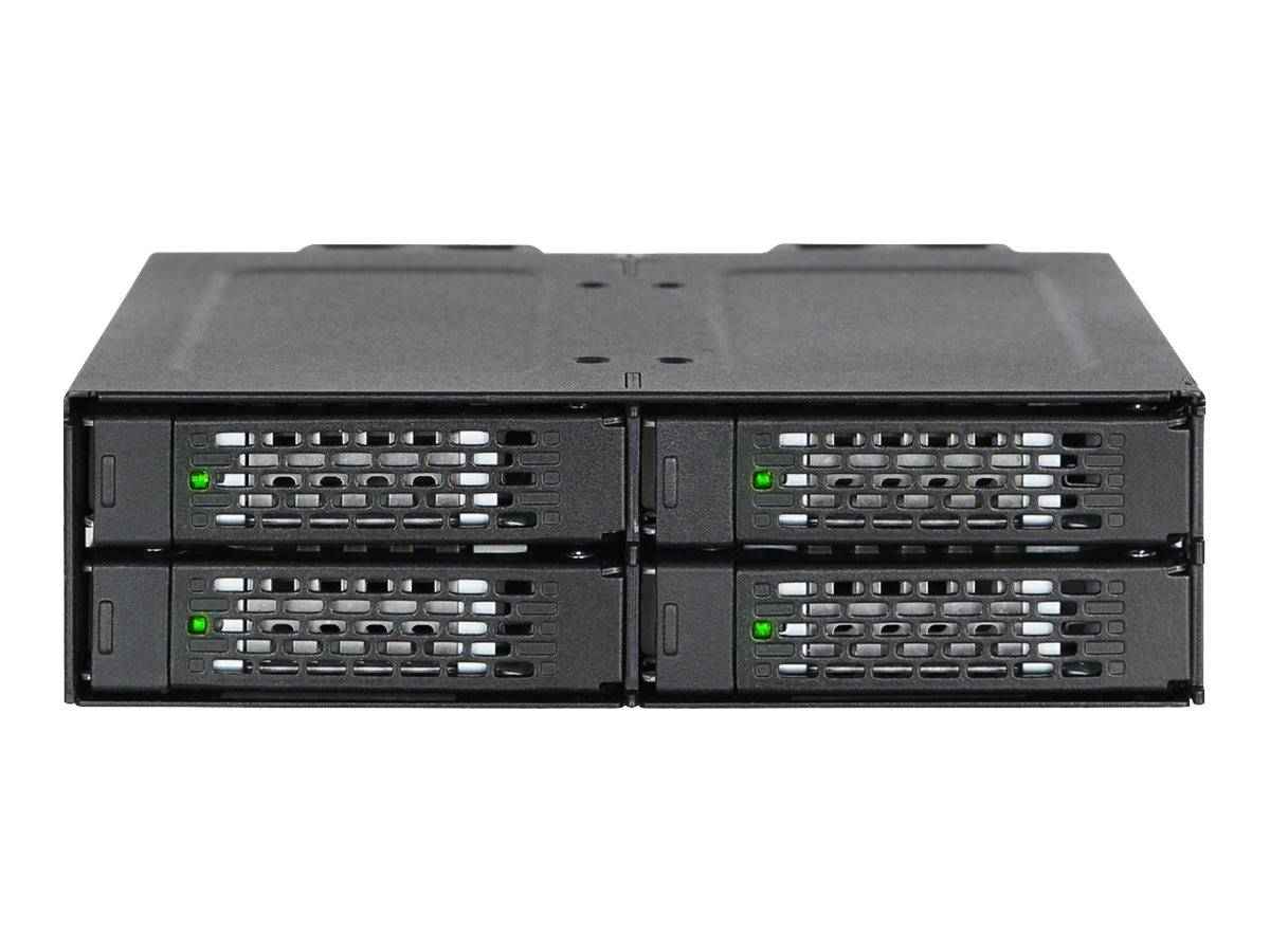 Frontansicht eines schwarzen Rackmount-Speicherservers mit vier Schächten, vier abnehmbaren Laufwerk-Schubladen und grünen Statusleuchten.