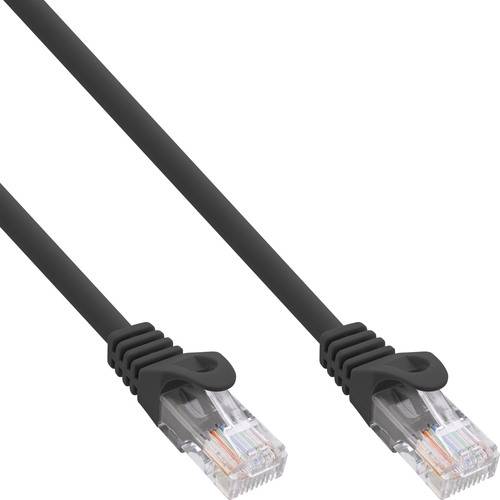 Zwei schwarze Ethernet-Kabel mit transparenten Steckern auf weißem Hintergrund.