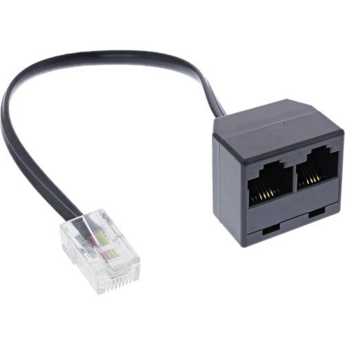 Schwarzes Ethernet-Kabel mit Y-Splitter-Adapter, mit einem RJ45-Stecker und zwei RJ45-Buchsen, verwendet für die Erweiterung von Netzwerkverbindungen.