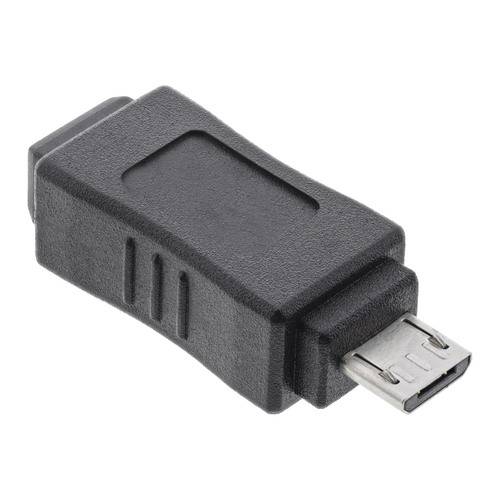 Ein schwarzer USB-zu-Micro-USB-Adapter, von der Seite betrachtet, wobei der Micro-USB-Anschluss an einem Ende zu sehen ist.