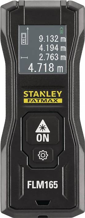 Ein Stanley FatMax Laser-Entfernungsmesser, der '4,718m' auf seinem Display anzeigt, mit einem 'ON'-Knopf unterhalb des Displays.