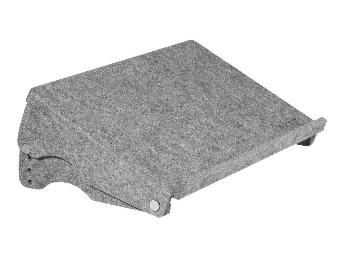 Graue Filz-Laptop-Schutztasche mit Klappenverschluss auf weißem Hintergrund.