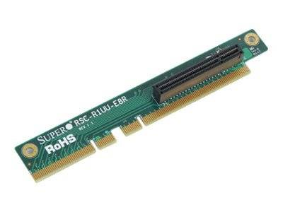 Grüne PCIe-Riserkarte mit schwarzem Stecker und vergoldeten Kontakten auf weißem Hintergrund.