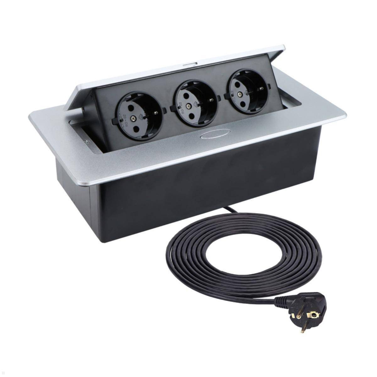 Eine Pop-up-Steckdoseneinheit mit drei europäischen Steckdosen und einem angeschlossenen Netzkabel, konzipiert zur Integration in eine Schreibtischoberfläche.