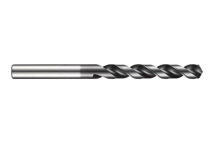 Ein Nahaufnahmebild eines Metallbohrers, das seine spiralförmigen Rillen und verjüngten Spitze zeigt, die zum Durchbohren von Materialien entwickelt wurde.