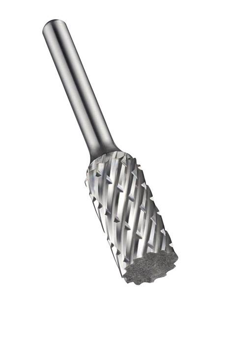 Eine zylindrische Rotationsfräse mit scharfen, spiralförmigen Klingen zum Schleifen und Formen von Metalloberflächen, die häufig in der Metall- und Holzbearbeitung verwendet wird.