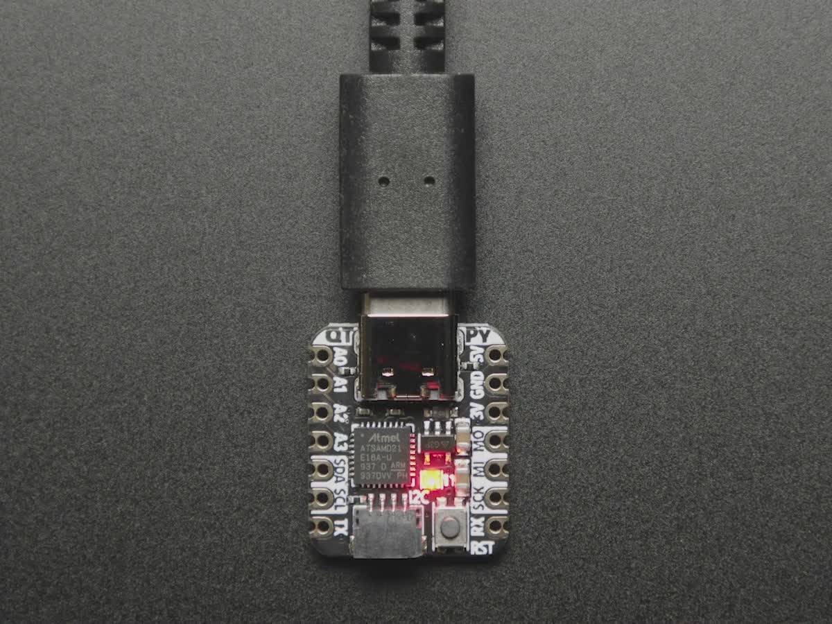 Adafruit QT Py SAMD21 Dev Board with STEMMA QT Qwiic I2C 4600