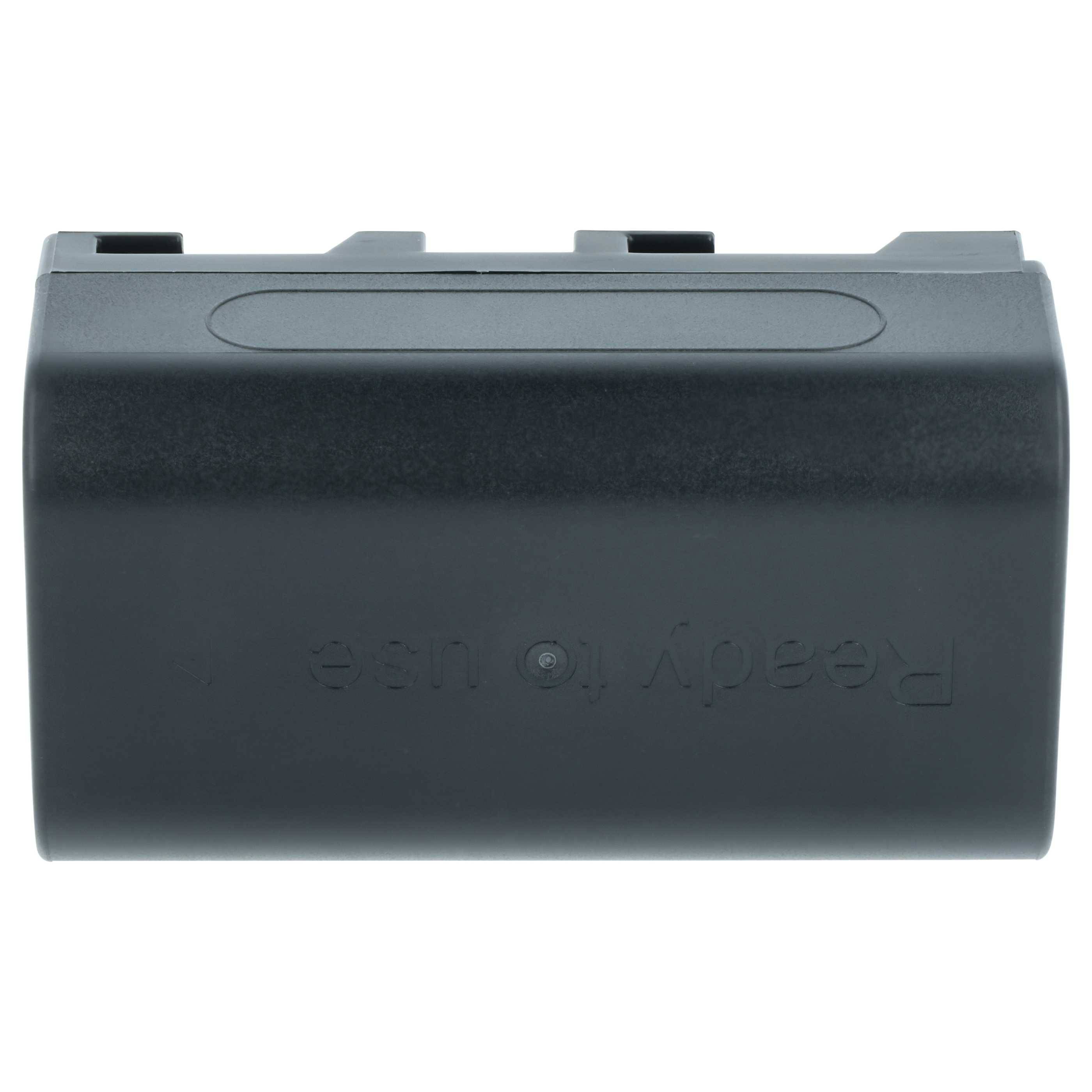 Eine schwarze wiederaufladbare Batterie mit dem Schriftzug "Sofort einsatzbereit"" an der Seite.