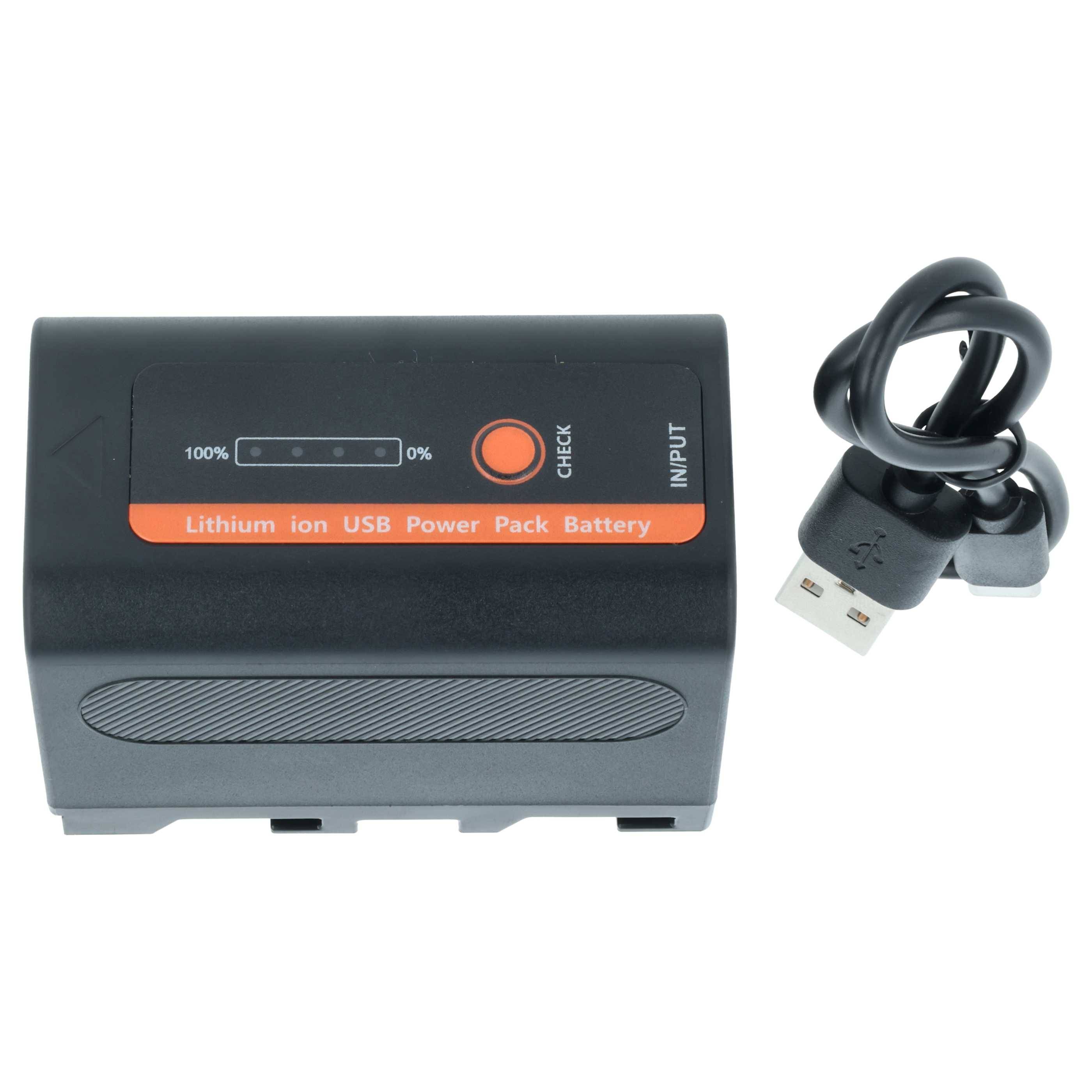 Eine schwarze Lithium-Ionen-USB-Powerbank-Batterie mit einer LED-Statusanzeige und einem angeschlossenen USB-Ladekabel.