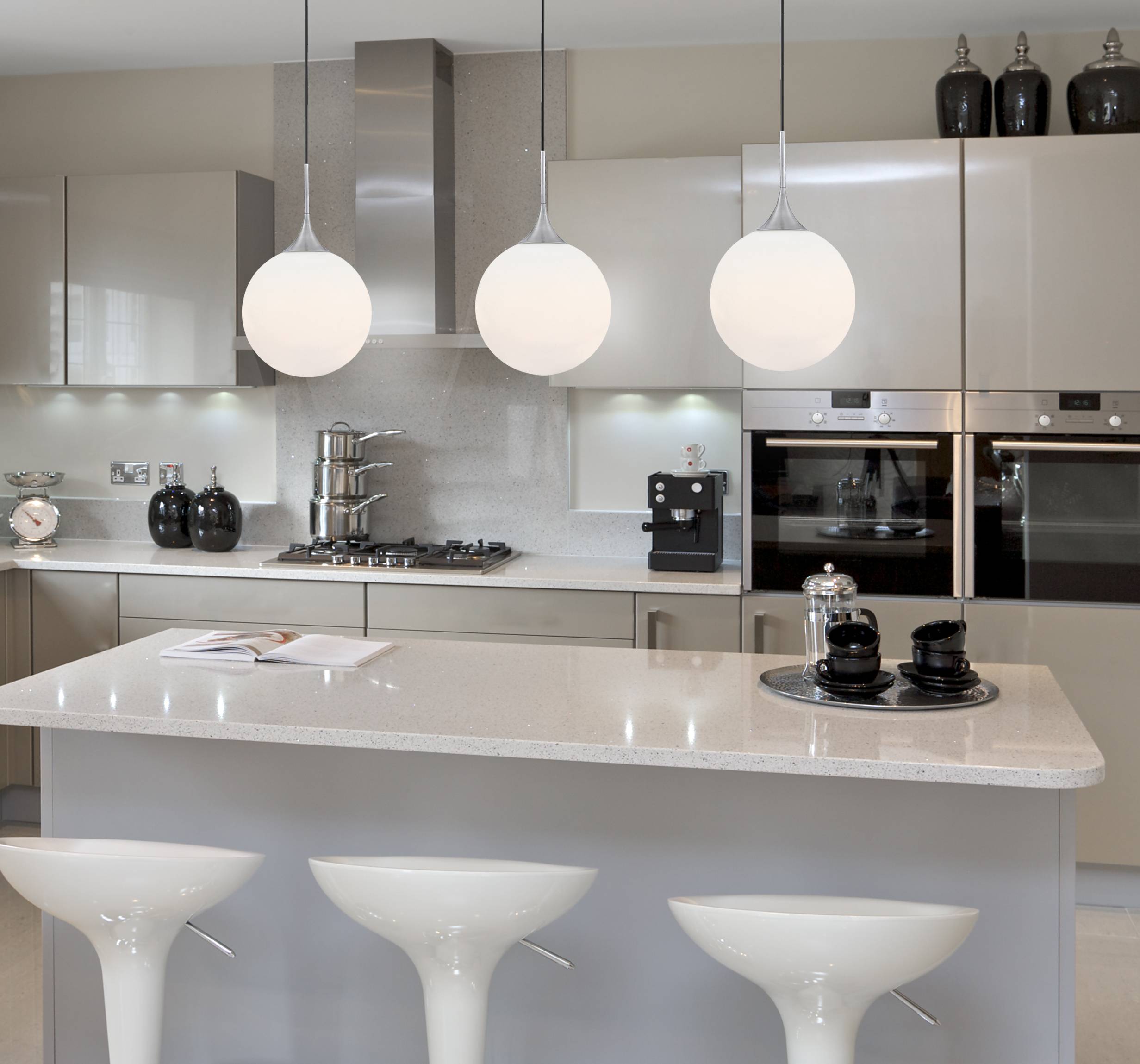 LED Pendelleuchte Moretti Nickel / Opalmilchglas