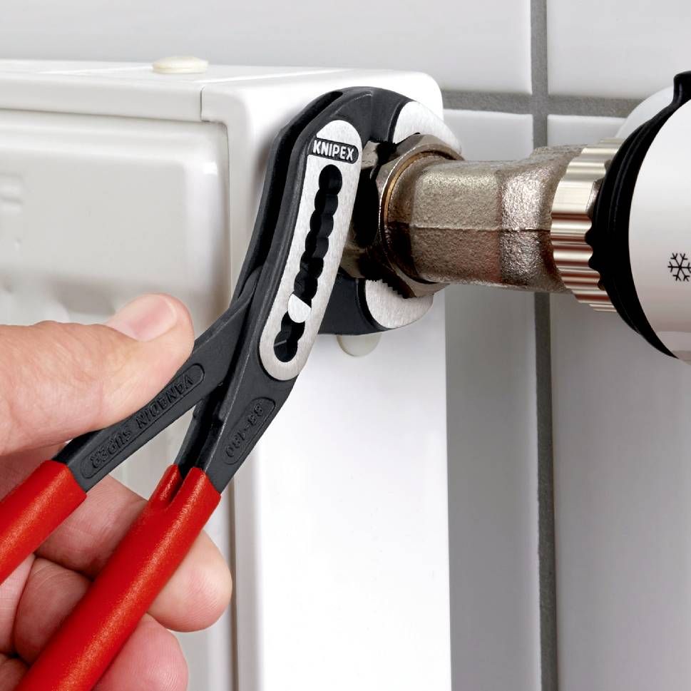 KNIPEX 88 01 180 SB Alligator® Wasserpumpenzange mit rutschhemmendem Kunststoff überzogen
