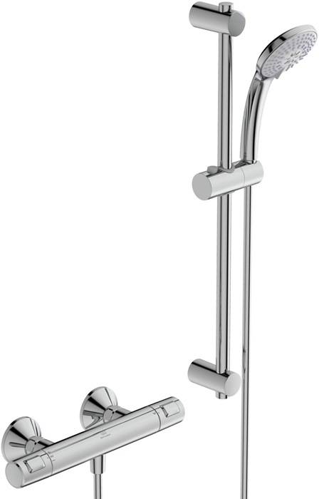 Chrome-Duschset mit wandmontierter Stange, verstellbarem Handbrauseköpf und passendem Mischventil auf weißem Hintergrund.