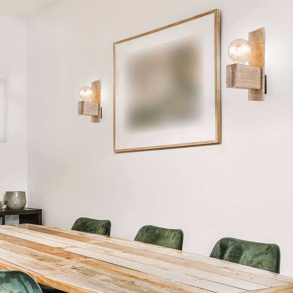 Wandleuchte Landhausstil Wandlampe Holzlampe Flurleuchte, Metall schwarz naturfarben, 1x E27, LxBxH 16,5x9x30 cm