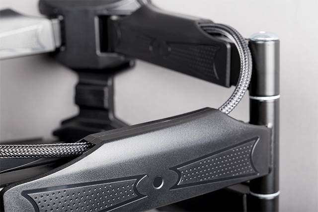 Celexon Adjust-RT55470 - Klammer - für LCD TV - Schwarz - Bildschirmgröße: 81.3-139.7 cm (32"-55")