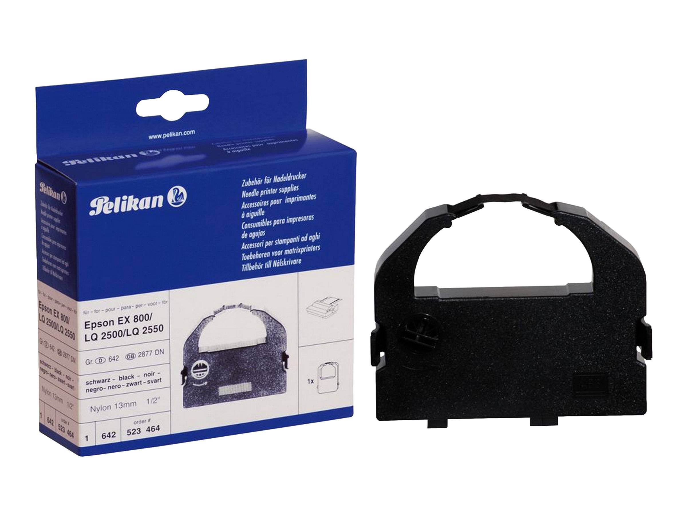 Pelikan-Druckerband-Kartuschenschachtel und eine schwarze Bandkartusche, die sich nebeneinander auf weißem Hintergrund befinden.