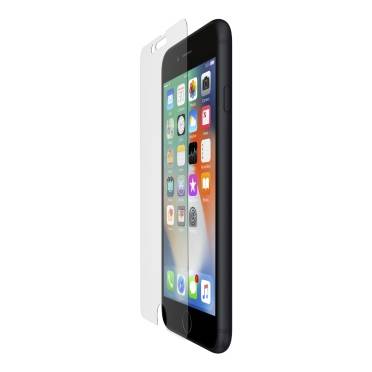 Schwarzes iPhone mit transparenter Displayschutzfolie, die gerade angebracht wird, zeigt den Schutz des vorderen Bildschirms.